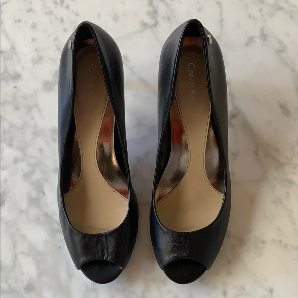 Calvin Klein Black Leather Peep Toe Heels Sz 6